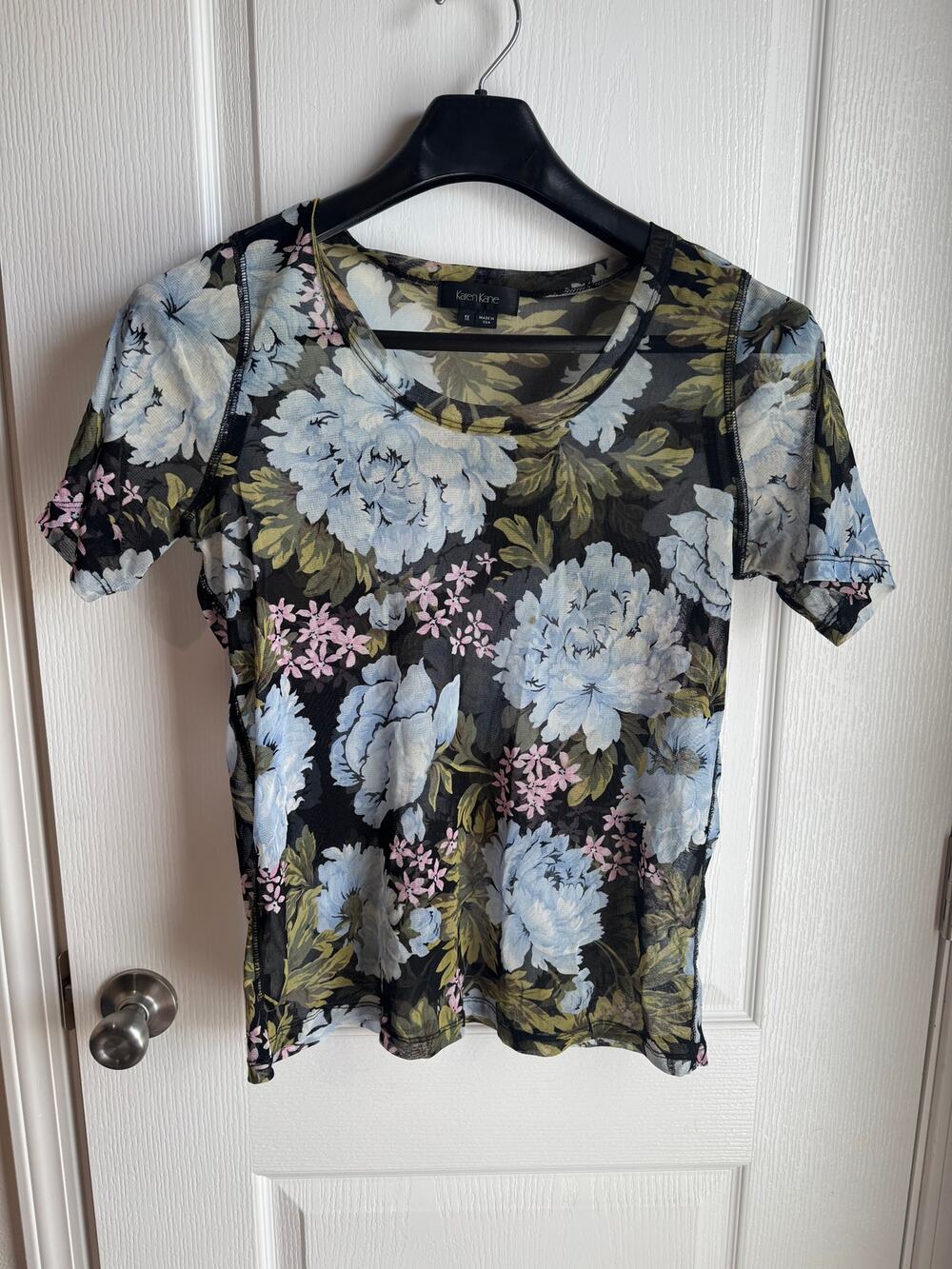 Blouse W 1X Sz 16/18 Karen Kane Black Blue Pink Floral Sheer Top Made in the USA